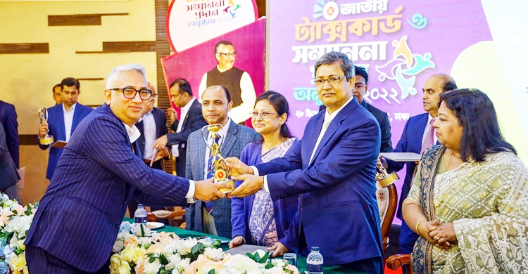টানা সাতবার সর্বোচ্চ করদাতার সম্মাননা পেলো গ্রামীণফোন