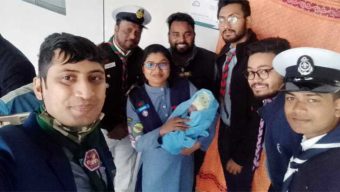 মেট্রোরেল স্টেশনে ছেলের জন্ম দিলেন সোনিয়া