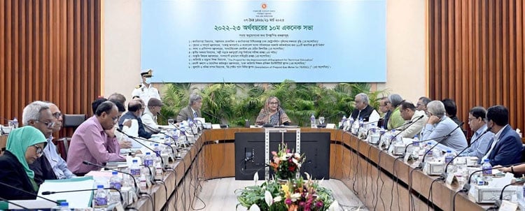 জমি অনাবাদী না রেখে কৃষি উৎপাদন বাড়াতে হবে : প্রধানমন্ত্রী