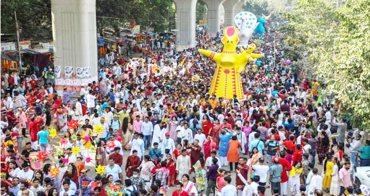 বর্ণিল আয়োজনে শেষ হলো মঙ্গল শোভাযাত্রা