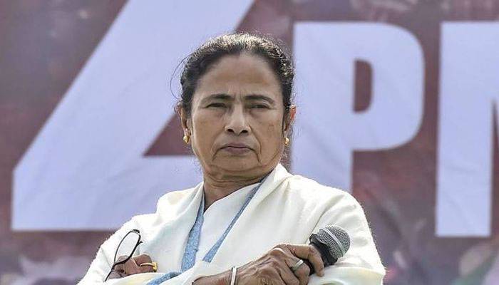 বিদেশে গিয়ে সবার প্রথমেই বাংলাদেশিদের খুঁজতেন মমতা ব্যানার্জি