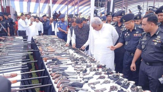 আত্মসমর্পণকারীদের পুনর্বাসনে সব ধরনের সহযোগিতা দেওয়া হবে : স্বরাষ্টমন্ত্রী