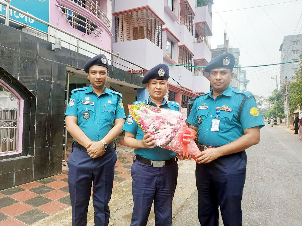 এসএমপির উপ-পুলিশ কমিশনার (দক্ষিণ)’র কার্যালয় পরিদর্শন করলেন অতি:কমিশনার