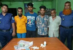 পীরগাছায় হেরোইনসহ মাদক ব্যবসায়ী আটক