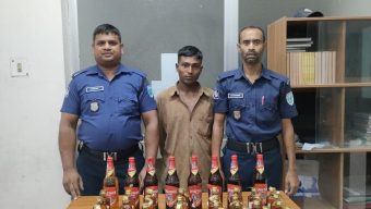 সিলেট জেলার কোম্পানীগঞ্জ থানা পুলিশ কর্তৃক ৩৮ বোতল মদসহ গ্রেফতার ০১