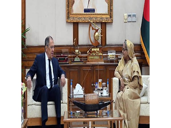 শান্তিপূর্ণভাবে রাশিয়া-ইউক্রেন যুদ্ধ বন্ধের আহ্বান প্রধানমন্ত্রীর