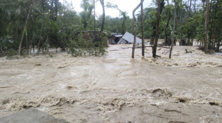 সিলেটে বন্যা পরিস্থিতি নগরে উন্নতি, উপজেলায় অপরিবর্তিত