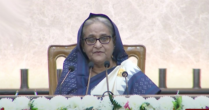 মুক্তিযোদ্ধাদের সব সময় সর্বোচ্চ সম্মান দিতে হবে : প্রধানমন্ত্রী