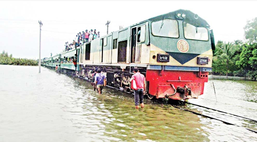 সিলেটের সাথে সারা দেশের ট্রেন চলাচল বন্ধ