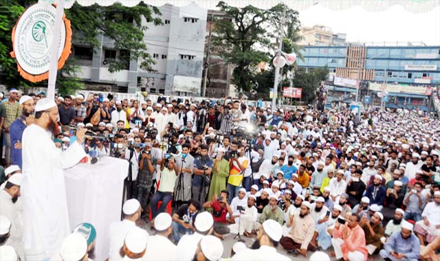 সকল গণহত্যা, গুম, খুন ও অন্যায়ের বিচার করতে হবে: সিলেটে মুফতি ফয়জুল করিম