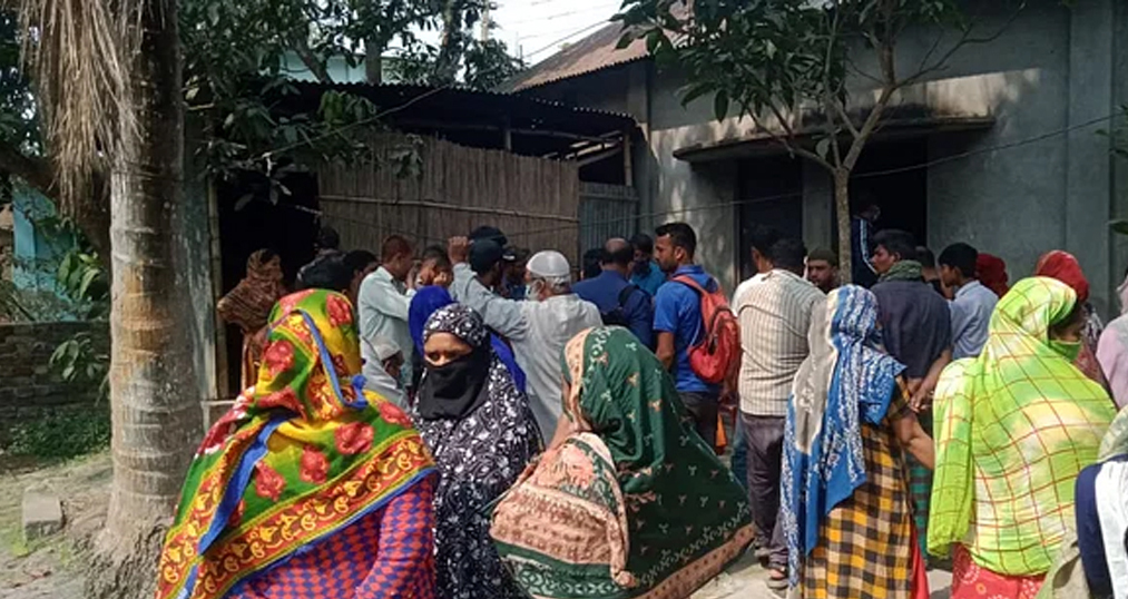 আখাউড়ায় প্রবাসী স্ত্রীর সঙ্গে অভিমান করে আত্মহত্যা