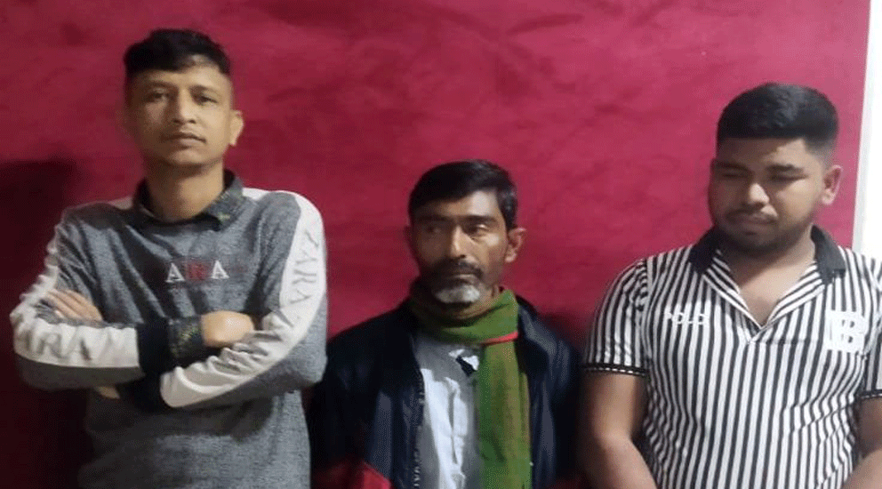 জুয়া খেলার অভিযোগে সিলেট নগরীতে ৩ জনকে আটক করেছে গোয়োন্দা পুলিশ