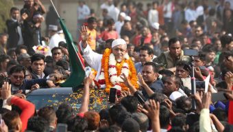 অবশেষে মুক্ত হলেন বাবর