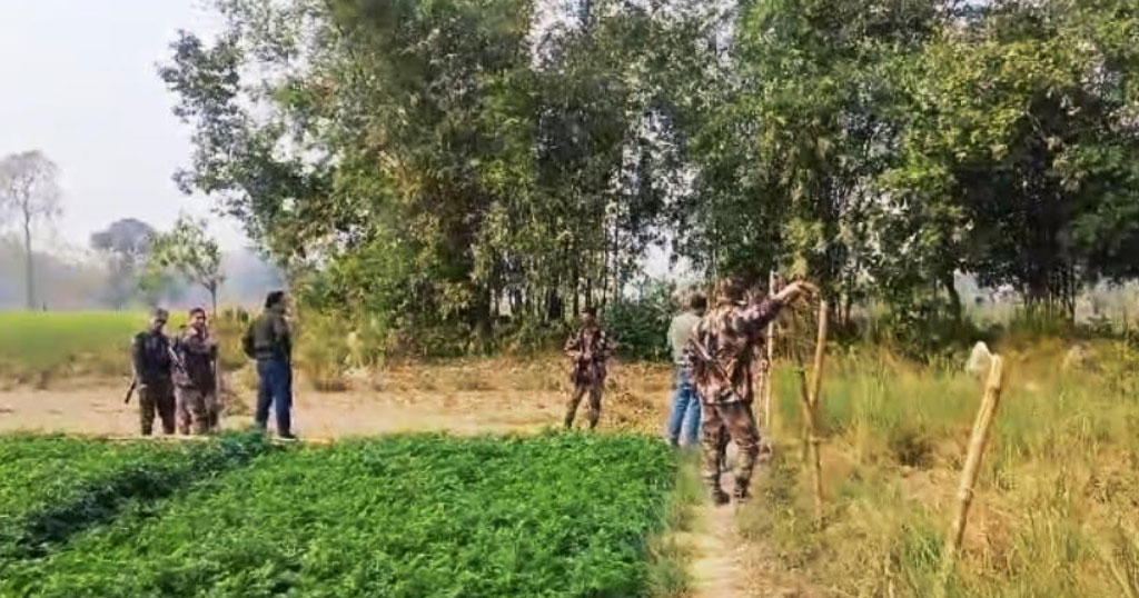 ভারত সীমান্তের কিছু অংশে বেড়া নির্মাণের চেষ্টা,বিজিবির হস্তক্ষেপে কাজ বন্ধ রাখে বিএসএফ