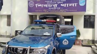 তুচ্ছ ঘটনাকে কেন্দ্র করে প্রতিপক্ষের ইট পাটকেলের আঘাতে এক ব্যক্তির মৃত্যু