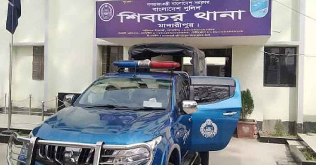 তুচ্ছ ঘটনাকে কেন্দ্র করে প্রতিপক্ষের ইট পাটকেলের আঘাতে এক ব্যক্তির মৃত্যু