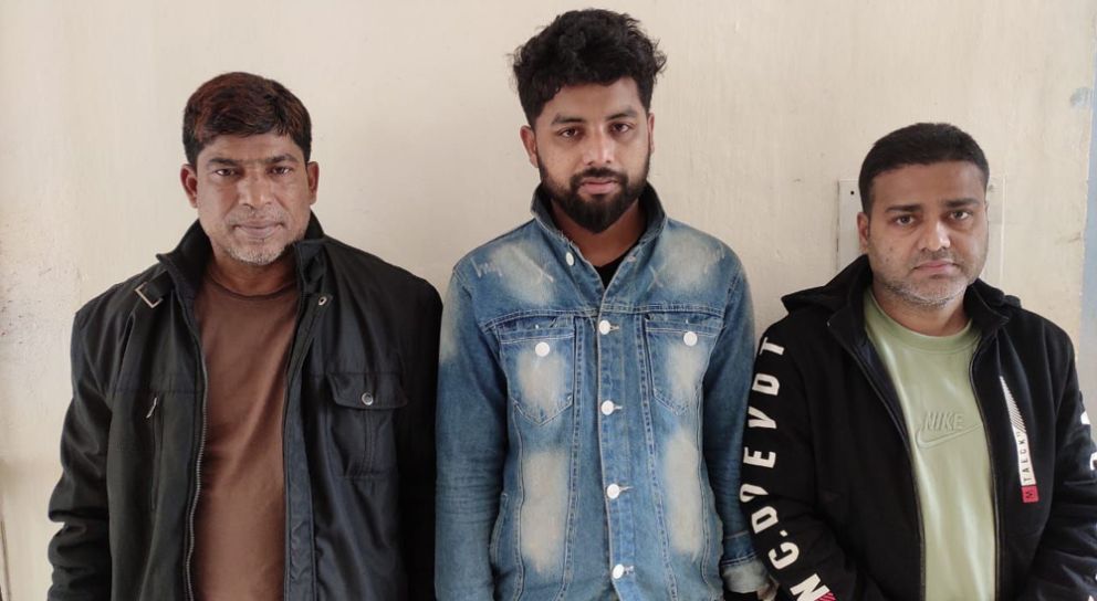 লুন্ঠিত ২৫০ ভরি স্বর্ণের কিয়দংশ উদ্ধার করেছে পুলিশ,তিনজনকে গ্রেফতার