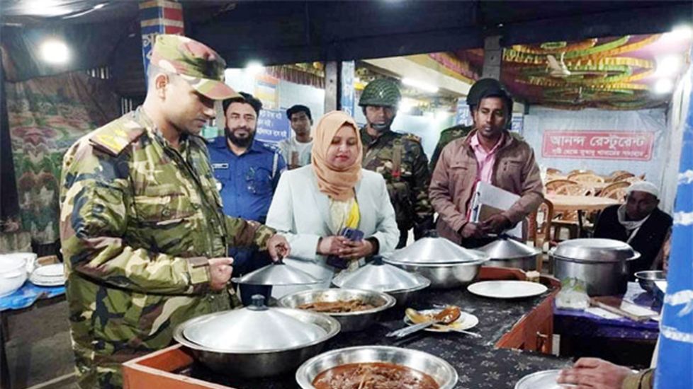 অতিথি পাখির মাংস মজুদ ও রান্না করে বিক্রির দায়ে ৫ রেস্তোঁরাকে জরিমানা