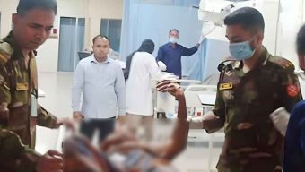 মাদক সেবনে বাঁধা দেওয়ায় সাবেক সেনা সদস্যকে কুপিয়ে জখম