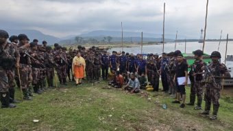 ভোলাগঞ্জ সাদাপাথর পর্যটন কেন্দ্র থেকে ১০ জনকে আটক