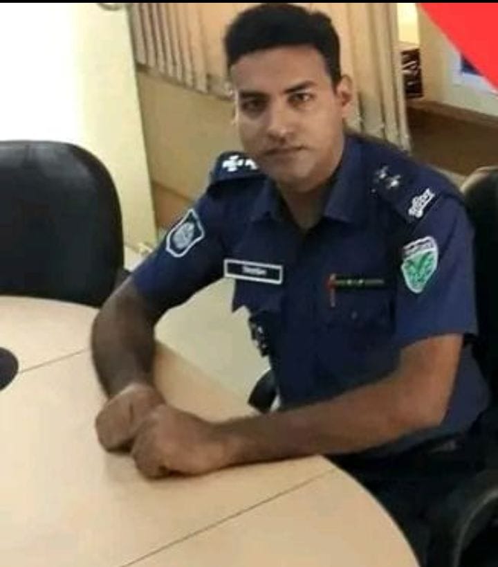 দারোগা জিয়াউলের বিরুদ্ধে একাধিক নারী ধর্ষণ, প্রতারণার অভিযোগ প্রমানিত হলেও তিনি চাকরিতে কি ভাবে বহাল