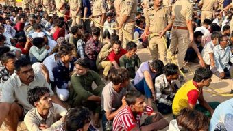 ভারতের গুজরাটে এক হাজার জনেরও বেশি বাংলাদেশিকে আটক করেছে
