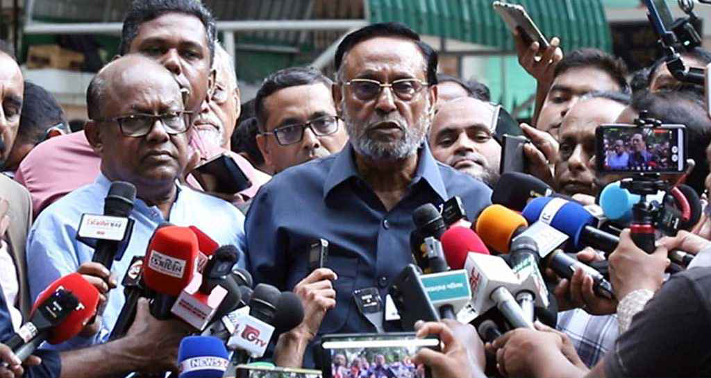 আওয়ামী লীগ নিষিদ্ধের এই বিলম্বিত সিদ্ধান্তে দেশ ক্ষতিগ্রস্ত হয়েছে চরমভাবে-অলি আহমদ