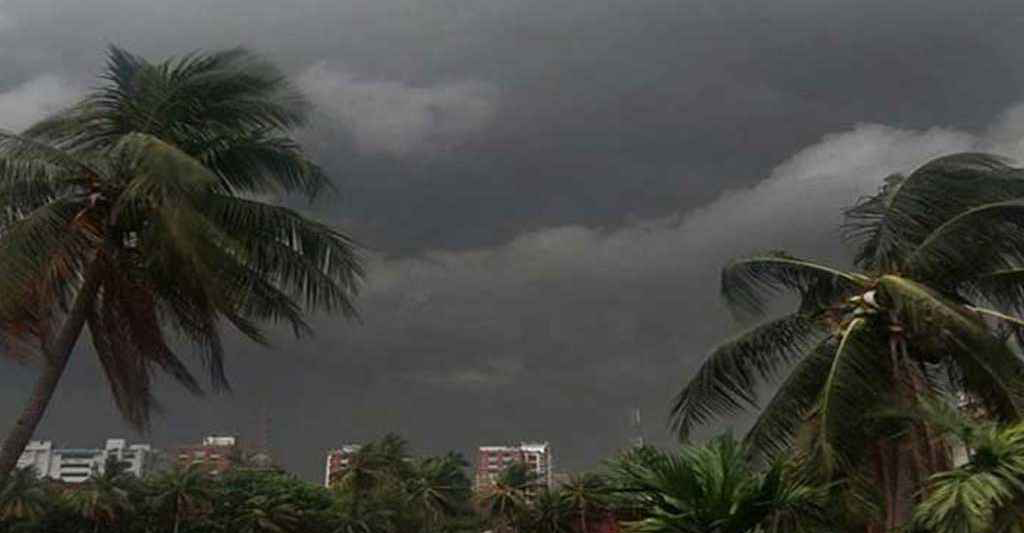 ৬০ কিলোমিটার বা তার অধিক গতিতে ঝড় বয়ে যাওয়ার আভাস