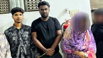 নগরীর আবাসিক হোটেলে অনৈতিক কর্মকান্ডে জড়িত থাকার অভিযোগে ৫জনকে গ্রেফতার