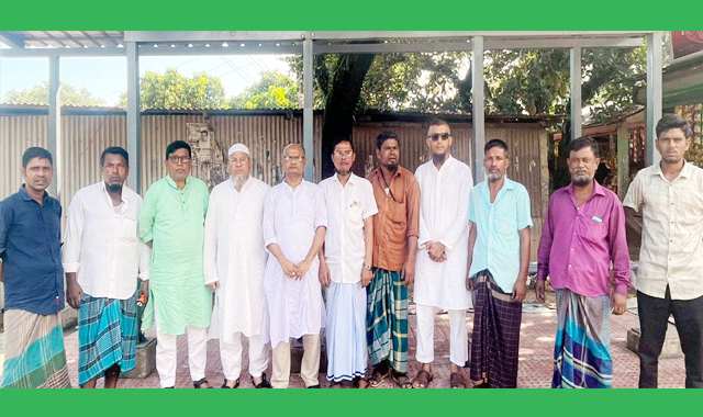 সিলেটের মালিক-শ্রমিকদের কর্মবিরতি অব্যাহত ধুপাগুলে গণ অনশন ও অবস্থান কমূসূচি পালন