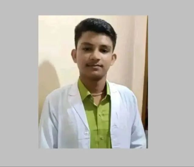 শিপু এখন হাসপাতালের বিছানায় জীবন-মৃত্যুর সঙ্গে লড়ছেন-বাঁচাতে চায়