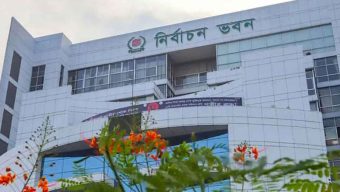 প্রবাসীদের এখন থেকে কারও পাসপোর্ট না থাকলেও ভোটার করে নেবে নির্বাচন কমিশন