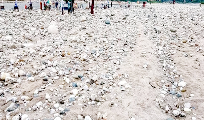 সিলেটের ভোলাগঞ্জে সাদা পাথর লুট মামলা : সাক্ষী শুধু গণমাধ্যম