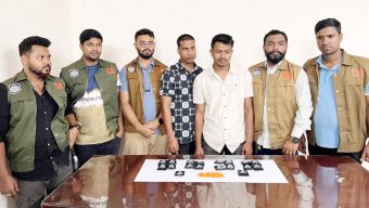 সিলেটে মাদকের বড় চালানসহ গোয়েন্দা জালে ধরা পড়েছেন দুই মাদক ব্যবসায়ী