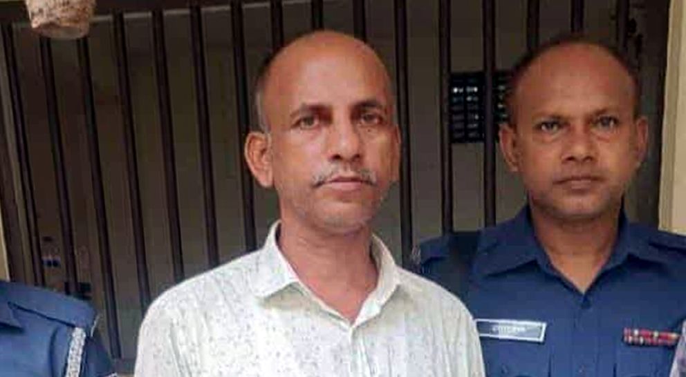 গোয়াইনঘাট উপজেলার নৌ-পথে চাঁদাবাজি, রিয়াজ উদ্দিন তালুকদারকে গ্রেফতার করেছে র‍্যাব-৯