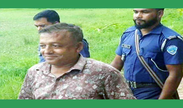 ক্লাশ চলাকালে স্কুলে প্রবেশ করে দুই শিক্ষককে ইট দিয়ে পিটিয়ে আহত করেছেন আওয়ামী লীগ নেতার ভাতিজা