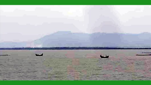 বঙ্গোপসাগর থেকে ফেরার পথে মিয়ানমারের সশস্ত্র বিদ্রোহী গোষ্ঠী ১২ বাংলাদেশি জেলেকে ধরে নিয়ে গেছে