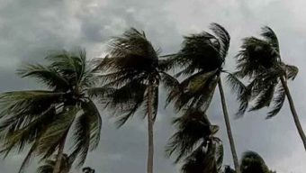 দেশের ছয় অঞ্চলের ওপর দিয়ে অস্থায়ীভাবে দমকা বা ঝোড়ো হাওয়া বয়ে যেতে পারে