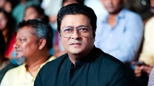 এবার প্রায় এক বছর পর প্রকাশ্যে এলেন ঢাকাই সিনেমার চিত্রনায়ক ফেরদৌস