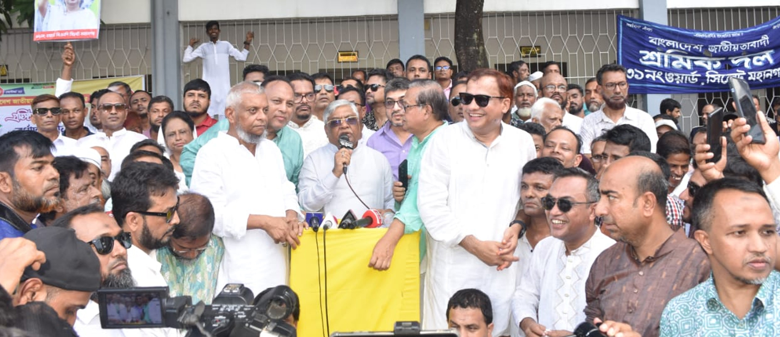 দেশের স্বাধীনতা-সার্বভৌমত্ব সুরক্ষায় বিএনপি প্রতিষ্ঠালগ্ন থেকে অতন্দ্র প্রহরী মত কাজ করছে