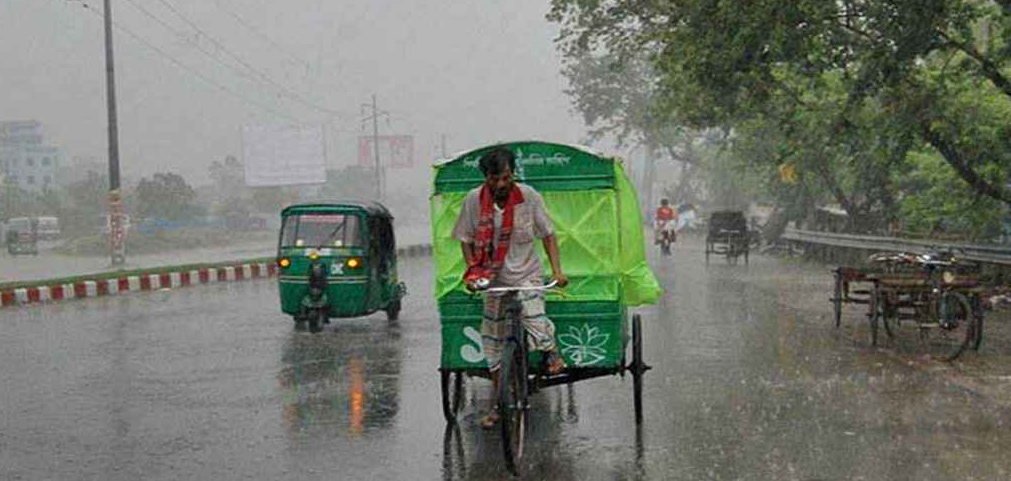 চার বিভাগে ভারী বর্ষণের পূর্বাভাস