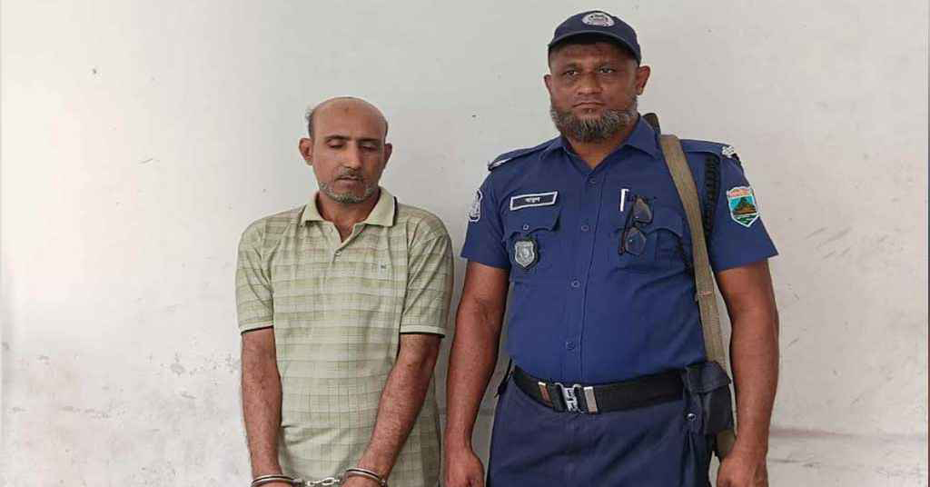 পুলিশ পরিচয়ে বিকাশ কর্মীকে অপহরণ,পালানোর সময় আটক