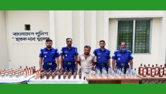 পুলিশের অভিযানে ভারতীয় মদসহ গ্রেফতার ০১
