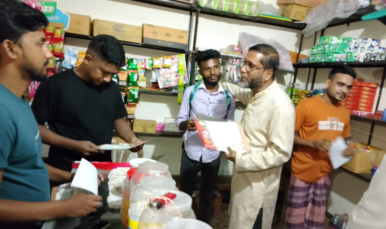 ধানের শীষের পক্ষে খান জামালের প্রচারণা ও লিফলেট বিতরণ