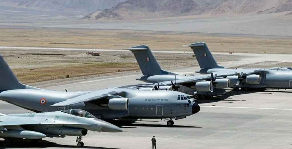 এবার চীনের সীমান্তবর্তী লাদাখে নতুন এক বিমানঘাঁটির ভিত্তি স্থাপন করেছে ভারত