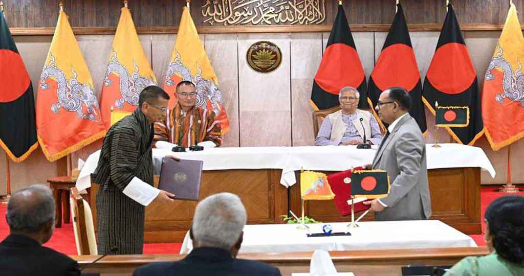 প্রধান উপদেষ্টার দপ্তরে দ্বিপক্ষীয় বৈঠকের পর