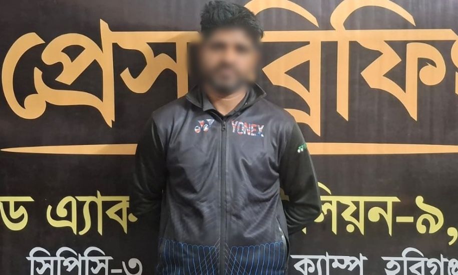 সবার অগোচরে ঘরে গিয়ে বিয়ের আশ্বাস দিয়ে ধর্ষণ-উত্তম গোয়ালাকে গ্রেফতার