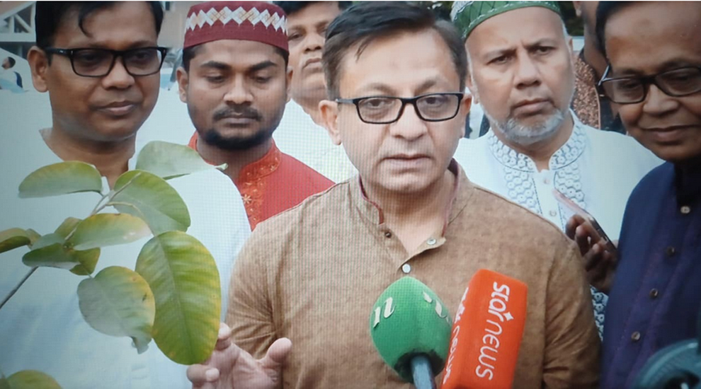 আমরা সরাসরি এর প্রভাব অনুভব করছি-বাণিজ্যমন্ত্রী খন্দকার আব্দুল মুক্তাদীর