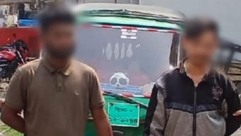 ছিনতাইয়ের চেষ্টাকালে দুই ছিনতাইকারীকে হাতেনাতে আটক করেছে পুলিশ