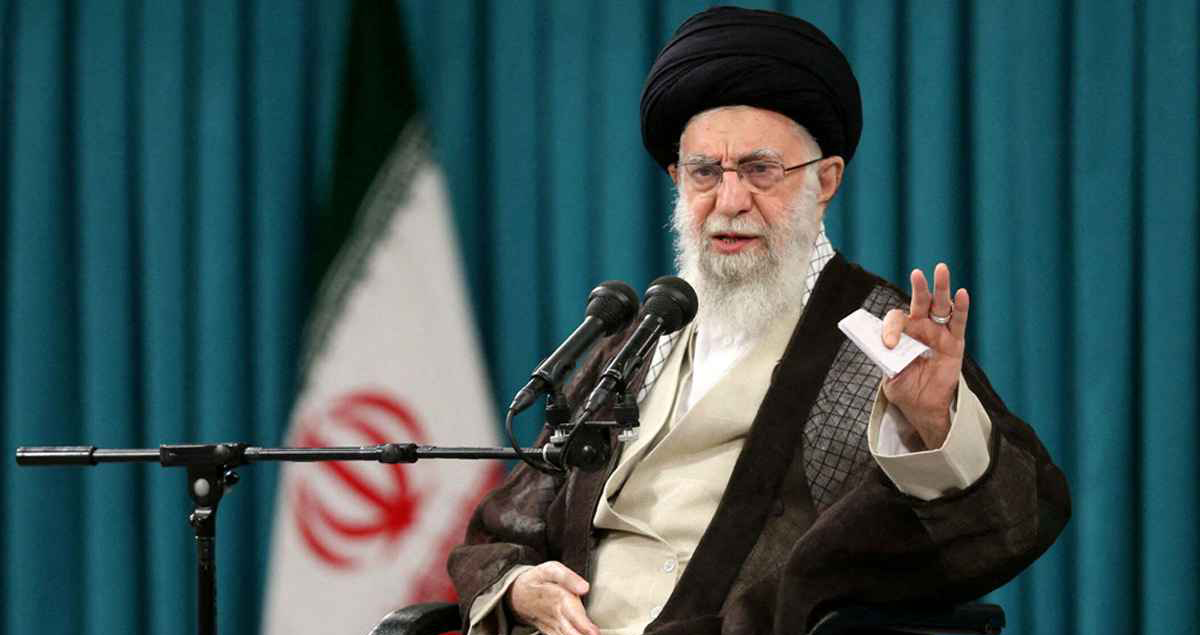 হামলায় বিশেষভাবে লক্ষ্যবস্তু করা হয়েছে ইরানের সর্বোচ্চ নেতা আয়াতুল্লাহ আলী খামেনির কার্যালয়